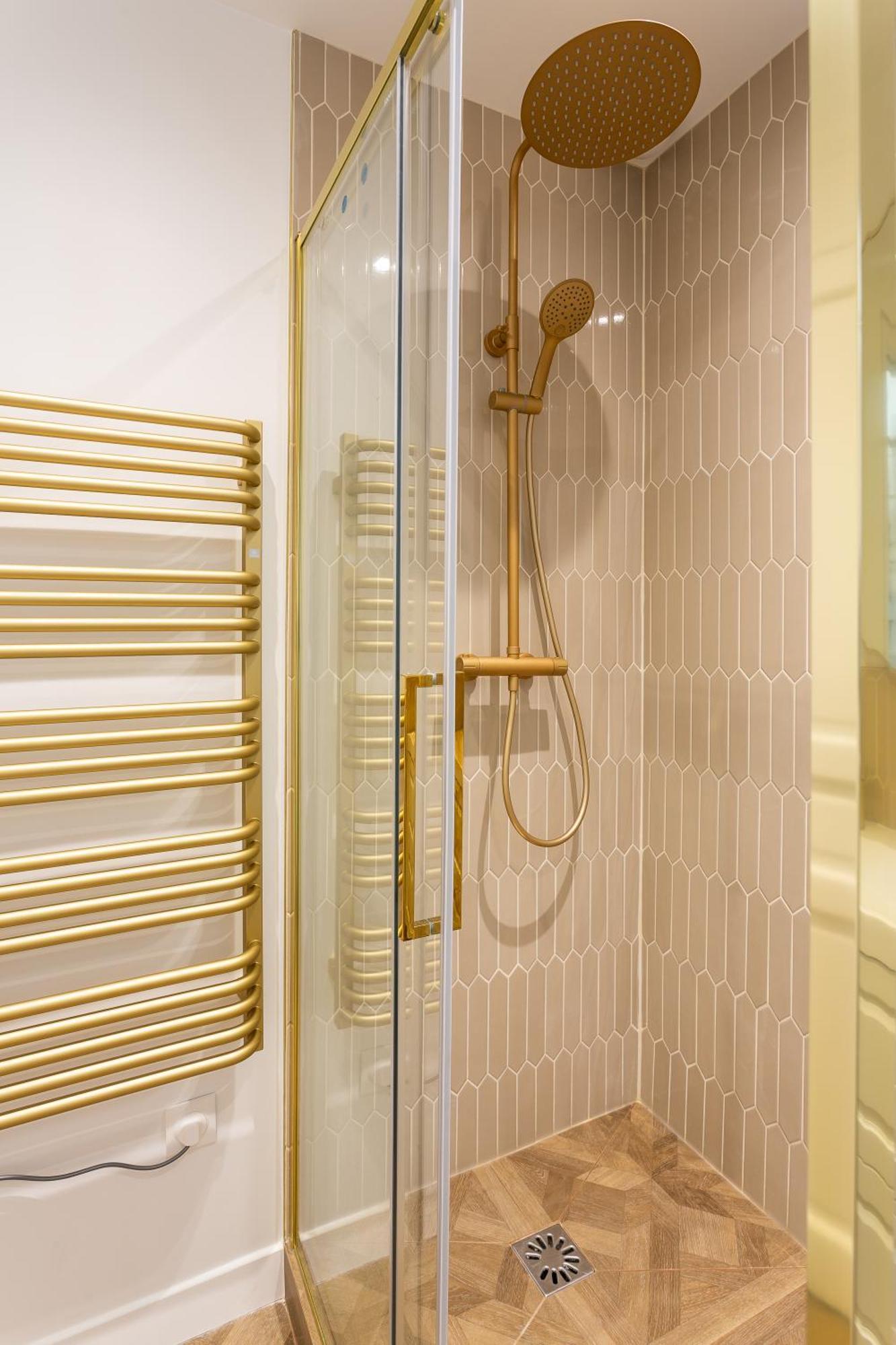 Rive Gauche Light And Elegance Apartment